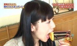 文安吃瓜女孩视频,揭秘网络热议背后的真相