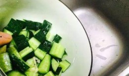 胶瓜凉拌怎么吃,夏日清爽美食新体验