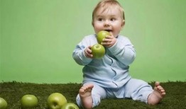 儿童吃瓜流身上,儿童吃瓜流汁的欢乐瞬间